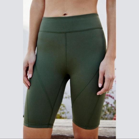 NWT FREE PEOPLE High-Rise Biker Baby Shorts - Picture 3 of 4